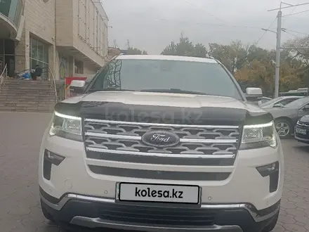 Ford Explorer 2018 года за 12 400 000 тг. в Алматы – фото 39