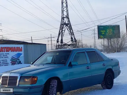 Mercedes-Benz E 300 1992 года за 2 200 000 тг. в Жезказган – фото 2