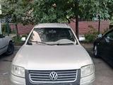 Volkswagen Passat 2001 годаүшін2 000 000 тг. в Тараз