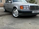 Mercedes-Benz E 230 1992 годаүшін2 300 000 тг. в Житикара