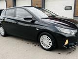 Hyundai i20 2023 года за 5 600 000 тг. в Караганда – фото 2