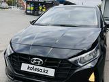 Hyundai i20 2023 года за 5 600 000 тг. в Караганда – фото 3
