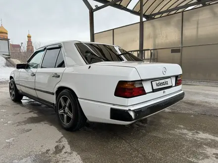 Mercedes-Benz E 250 1992 года за 1 500 000 тг. в Караганда – фото 6