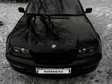 BMW 318 1999 года за 3 000 000 тг. в Семей – фото 13