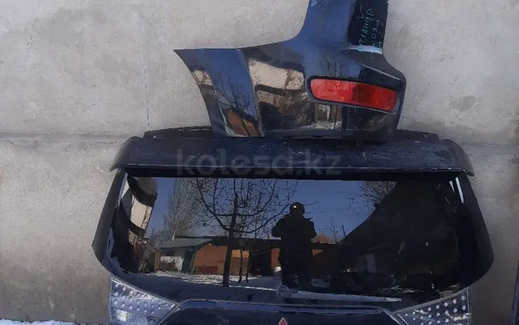 Крышка багажника на outlanderүшін80 000 тг. в Алматы