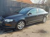 Volkswagen Passat 2005 года за 3 600 000 тг. в Алматы