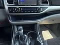 Toyota Highlander 2016 года за 9 990 000 тг. в Атырау – фото 16