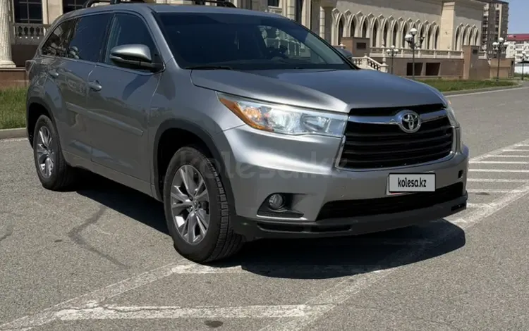 Toyota Highlander 2016 года за 9 990 000 тг. в Атырау