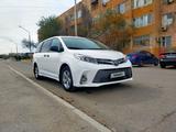 Toyota Sienna 2020 годаүшін16 200 000 тг. в Актау