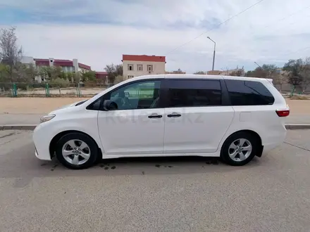 Toyota Sienna 2020 года за 16 200 000 тг. в Актау – фото 5