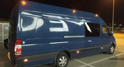 Mercedes-Benz Sprinter 2008 года за 10 400 000 тг. в Актобе – фото 2
