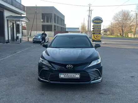 Toyota Camry 2021 года за 16 500 000 тг. в Тараз