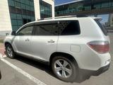 Toyota Highlander 2011 года за 14 000 000 тг. в Астана