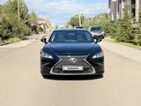 Lexus ES 250 2020 года за 17 500 000 тг. в Караганда – фото 2