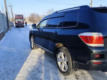 Toyota Highlander 2012 года за 11 800 000 тг. в Семей – фото 4