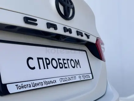 Toyota Camry 2020 года за 15 750 000 тг. в Уральск – фото 21