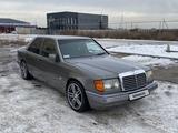 Mercedes-Benz E 260 1991 годаүшін1 800 000 тг. в Алматы – фото 4