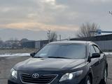 Toyota Camry 2007 года за 7 000 000 тг. в Алматы – фото 2