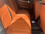 Volkswagen Touareg 2008 года за 7 500 000 тг. в Астана – фото 5