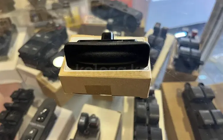 Кнопка крышки багажника оригинал на Kia Ceed за 12 000 тг. в Алматы