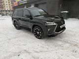 Lexus LX 570 2021 годаfor65 000 000 тг. в Петропавловск