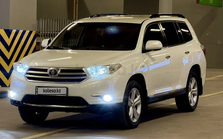 Toyota Highlander 2013 годаүшін14 000 000 тг. в Алматы