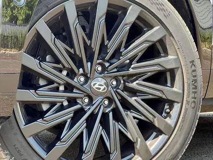 Hyundai Santa Fe 2024 года за 21 000 000 тг. в Шымкент – фото 7