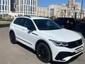 Volkswagen Tiguan 2021 годаүшін20 000 000 тг. в Алматы