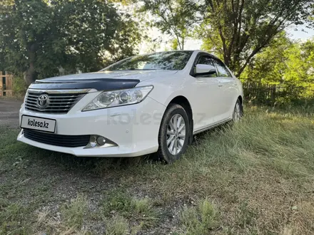 Toyota Camry 2013 года за 8 800 000 тг. в Семей – фото 14