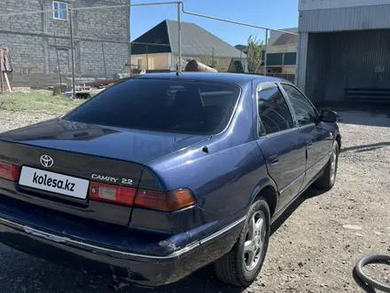 Toyota Camry 1998 года за 3 400 000 тг. в Усть-Каменогорск – фото 3