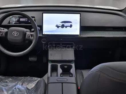 Toyota bZ3X 2025 года за 12 190 000 тг. в Алматы – фото 13