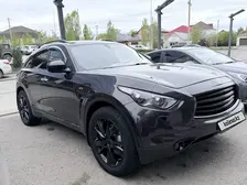 Infiniti FX37, 2012