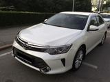 Toyota Camry 2015 года за 12 200 000 тг. в Атырау – фото 2