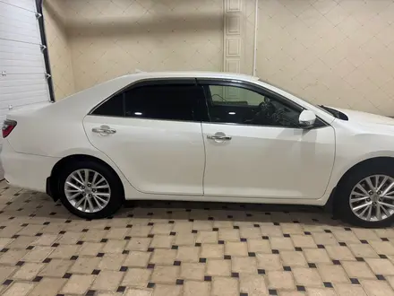 Toyota Camry 2015 года за 12 300 000 тг. в Тараз – фото 2