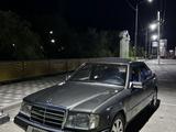 Mercedes-Benz E 200 1990 года за 500 000 тг. в Айтеке би – фото 4