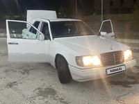 Mercedes-Benz E 220 1994 года за 3 100 000 тг. в Туркестан
