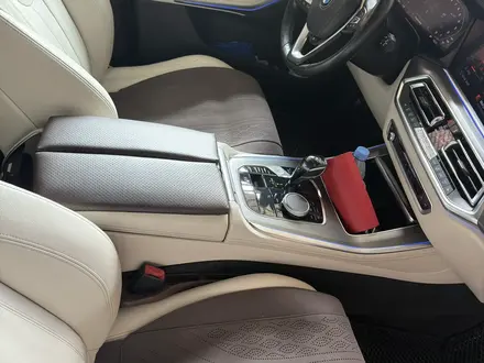 BMW X5 2019 года за 31 700 000 тг. в Алматы – фото 2