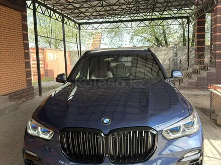 BMW X5 2019 года за 31 700 000 тг. в Алматы