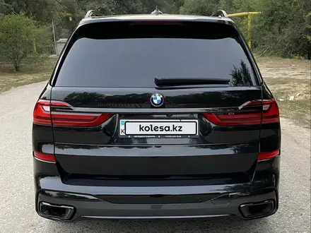 BMW X7 2021 года за 42 000 000 тг. в Алматы – фото 13