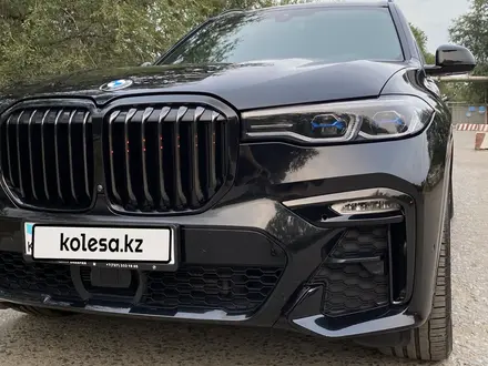 BMW X7 2021 года за 42 000 000 тг. в Алматы – фото 17