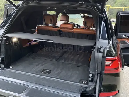 BMW X7 2021 года за 42 000 000 тг. в Алматы – фото 31