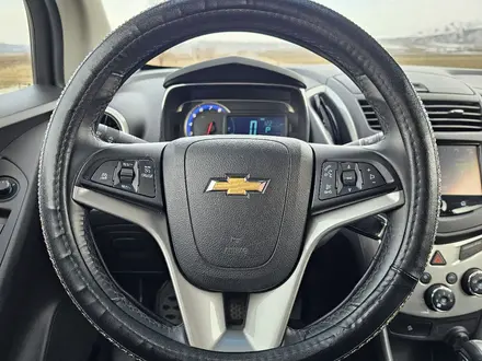 Chevrolet Tracker 2015 года за 8 500 000 тг. в Алматы – фото 38