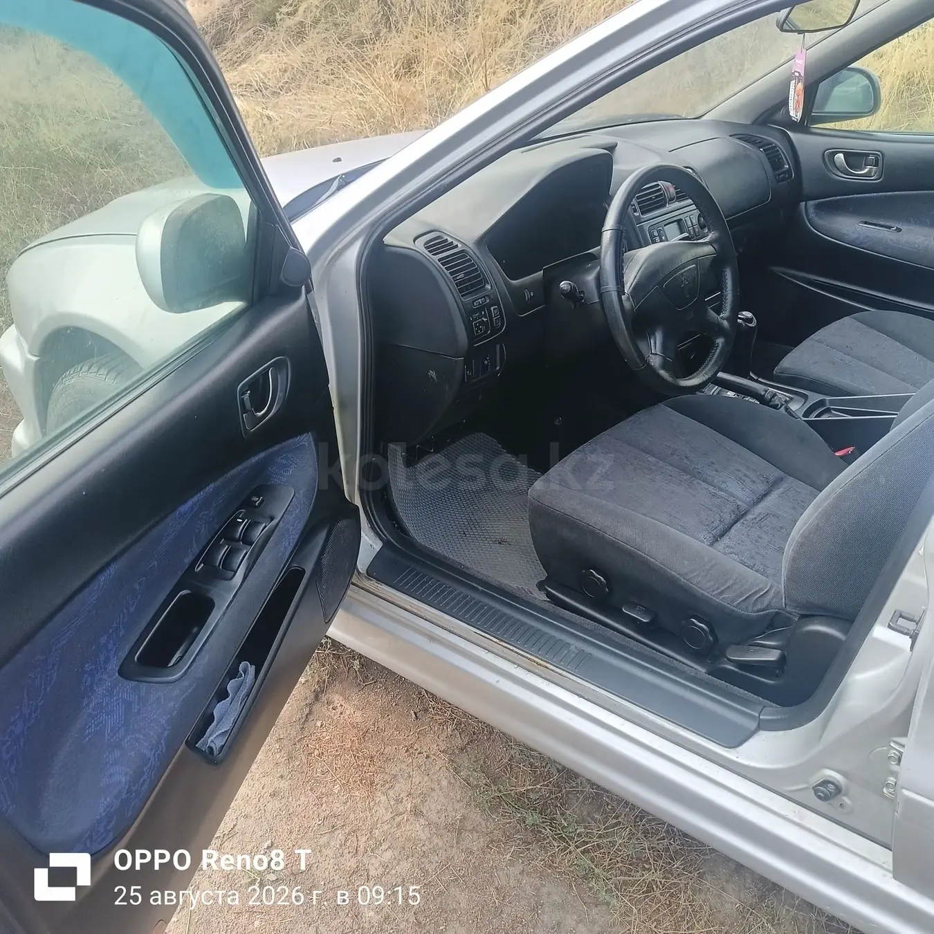 Mitsubishi Galant, 2002