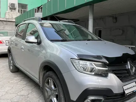 Renault Sandero Stepway 2019 года за 5 500 000 тг. в Алматы – фото 2