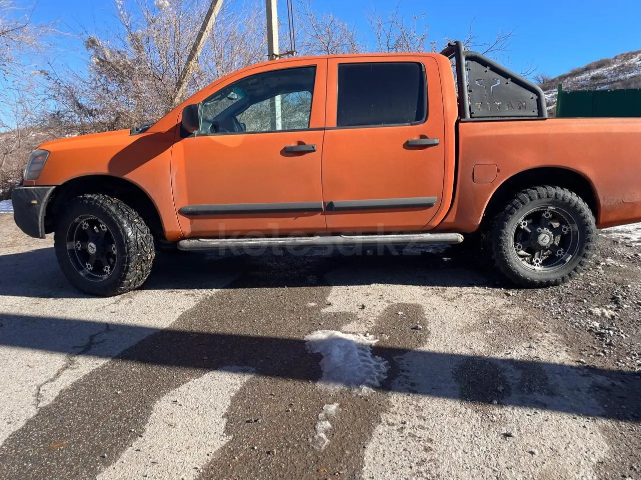 Nissan Titan, 2005