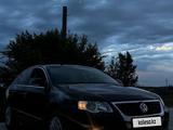 Volkswagen Passat 2006 годаfor3 000 000 тг. в Аягоз – фото 2