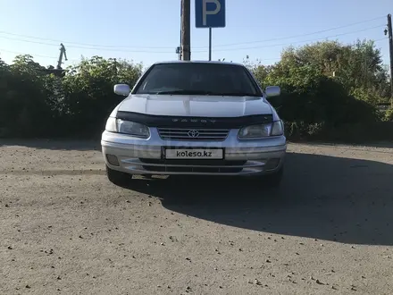 Toyota Camry 1999 года за 3 750 000 тг. в Усть-Каменогорск – фото 5