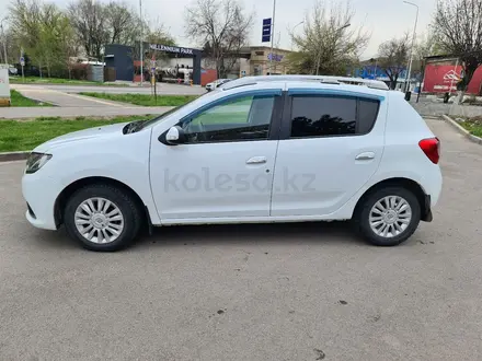 Renault Sandero 2015 года за 4 900 000 тг. в Алматы – фото 4