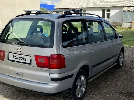 Volkswagen Sharan 2003 года за 3 500 000 тг. в Актобе – фото 3