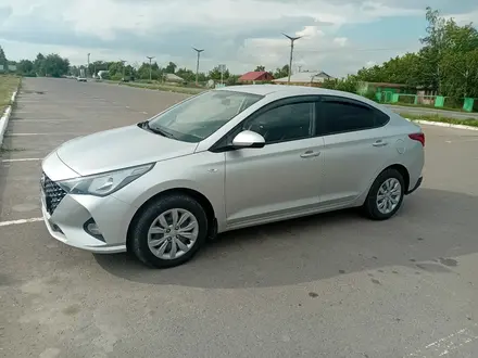 Hyundai Accent 2021 года за 7 700 000 тг. в Караганда